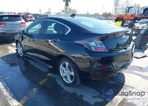 2018 Chevrolet Volt Lt z USA, uszkodzony, nr VIN 1G1RC6S54JU132529